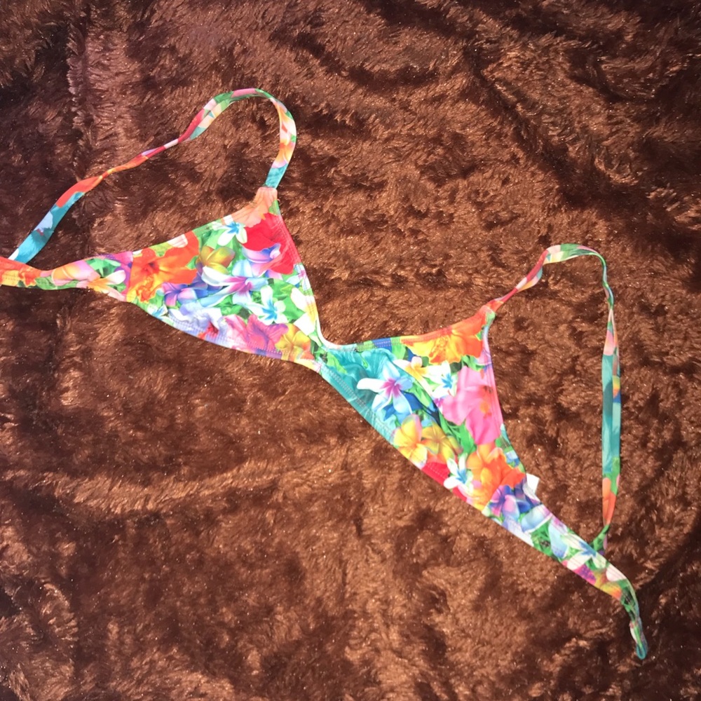 Tropical bikini top